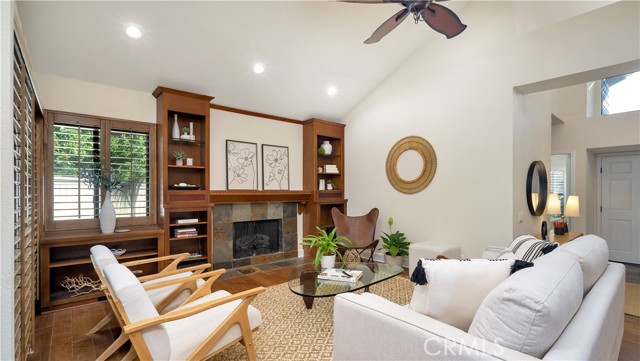 Detail Gallery Image 10 of 39 For 57 Pinewood, Irvine,  CA 92604 - 2 Beds | 2 Baths