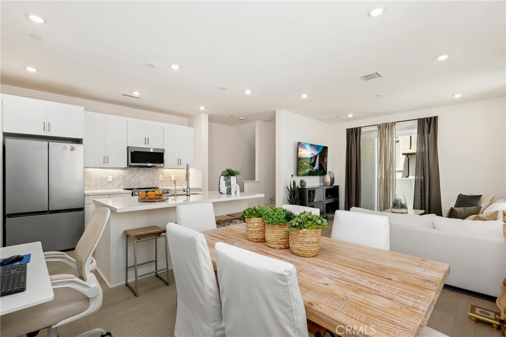 154 Ruby Rd