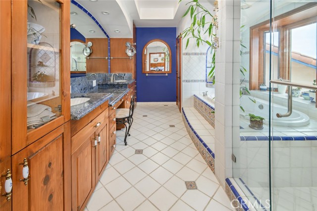Detail Gallery Image 19 of 47 For 31059 Hawksmoor Dr, Rancho Palos Verdes,  CA 90275 - 5 Beds | 4 Baths