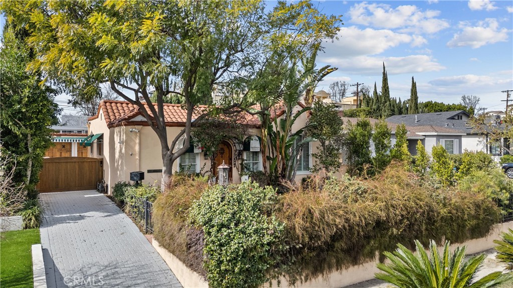 4123 Wilkinson AvenueStudio City img 2