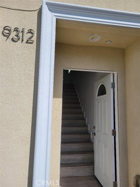 9312 Pace, Los Angeles CA: https://media.crmls.org/medias/1cb8b3a3-05ea-44a9-91b3-df3ca5db6e81.jpg