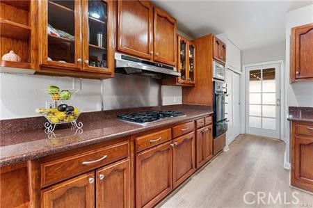 2517 E Walnut Creek, West Covina CA: https://media.crmls.org/medias/1cb8bb79-c9ed-47a3-8552-f883a82e8620.jpg
