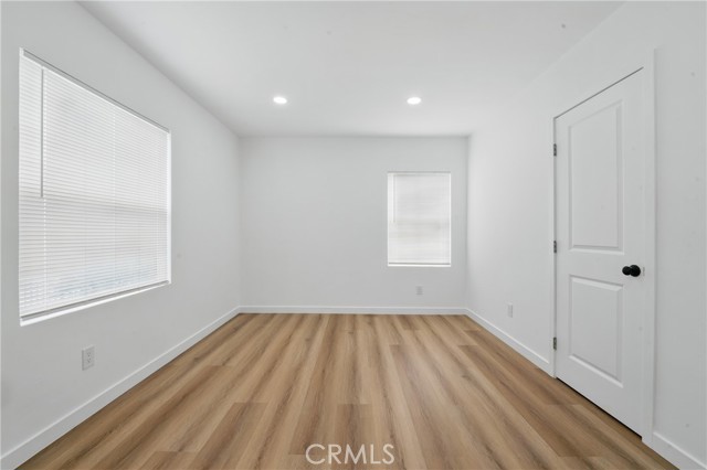 611 S Thorson Avenue, Compton CA: https://media.crmls.org/medias/1cb8ea4c-e91e-4202-8bba-65e108d0f038.jpg