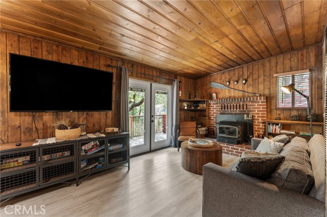Detail Gallery Image 2 of 26 For 746 Villa Grove Ave, Big Bear City,  CA 92314 - 2 Beds | 1 Baths