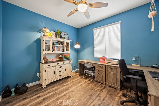 7800 Botany Street, Chino CA: https://media.crmls.org/medias/1cba1a6c-0394-4851-a9c4-7d0c1a1ee4c8.jpg
