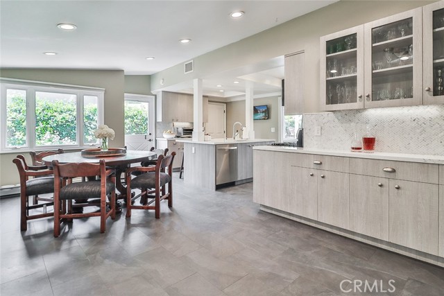 Detail Gallery Image 13 of 59 For 29319 Gamebird Ct, Agoura Hills,  CA 91301 - 3 Beds | 2 Baths
