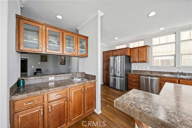 Detail Gallery Image 10 of 35 For 2107 Colleen Dr, Rosamond,  CA 93560 - 3 Beds | 2 Baths