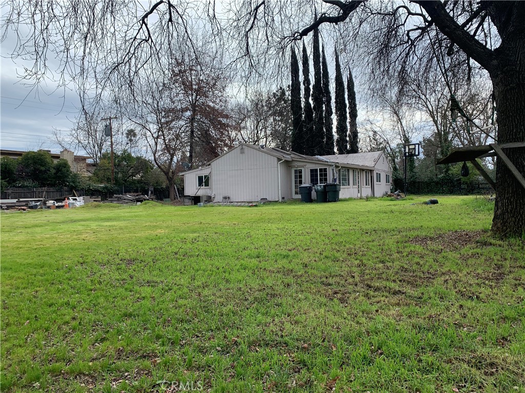 https://media.crmls.org/medias/1cbaa049-7a0b-4af2-abc0-44a6bba0a413.jpg?preset=X-Large