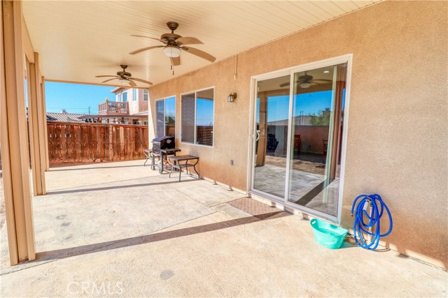 26219 Charismatic Court, Moreno Valley CA: https://media.crmls.org/medias/1cbaea6b-2321-4801-93de-0b9189cd0125.jpg