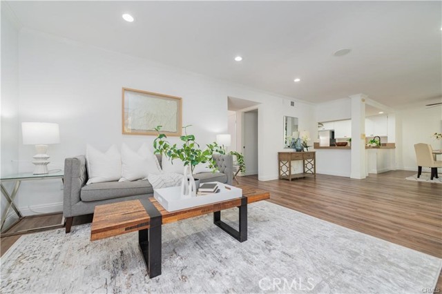 Detail Gallery Image 16 of 39 For 15 Elderberry, Irvine,  CA 92603 - 3 Beds | 2/1 Baths