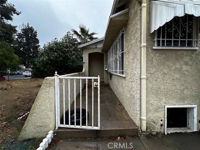 Image 2 of 10 For 14206 Friar Street