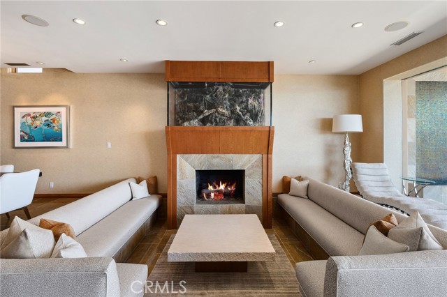 2278 Channel Rd Road, Newport Beach CA: https://media.crmls.org/medias/1cbb4957-c449-40cd-bdc8-a5ac3329a714.jpg