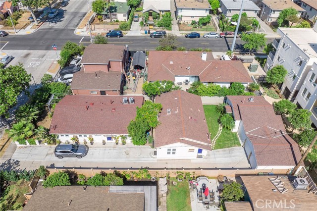 239 W Hillcrest Boulevard, Inglewood CA: https://media.crmls.org/medias/1cbc314d-3ce7-4b61-aef1-14926e97690c.jpg