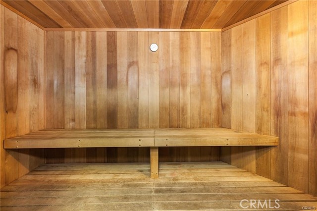 Detail Gallery Image 25 of 26 For 19350 Sherman #124,  Reseda,  CA 91335 - 1 Beds | 1 Baths