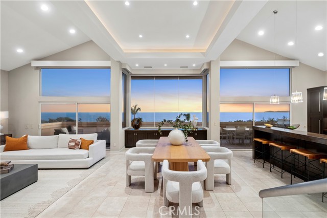 10 N Stonington Road