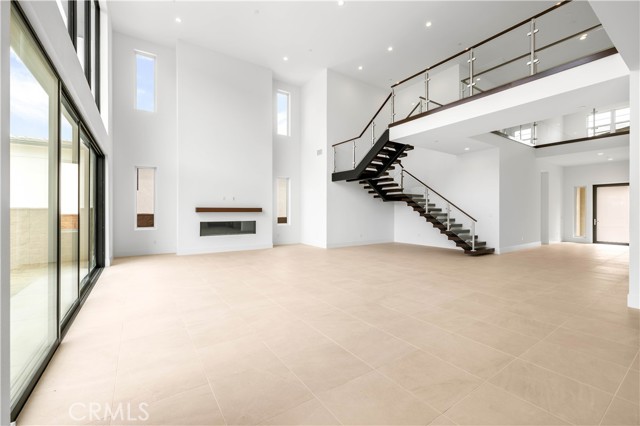 11914 N CHURCHILL WAY, Porter Ranch CA: https://media.crmls.org/medias/1cbcc634-c6ea-4772-aaac-f86794e6dbb9.jpg