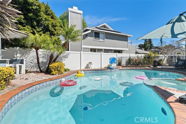 Detail Gallery Image 27 of 28 For 7 Clear Creek Ln, Laguna Hills,  CA 92653 - 4 Beds | 2/1 Baths