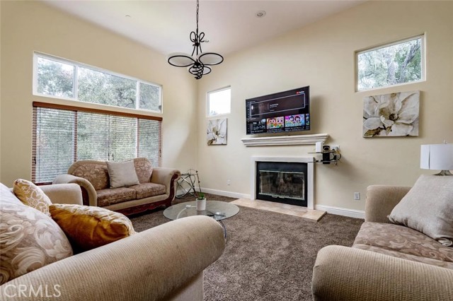 Detail Gallery Image 11 of 28 For 19 a El Cuenco, Carmel Valley,  CA 93924 - 5 Beds | 2/1 Baths