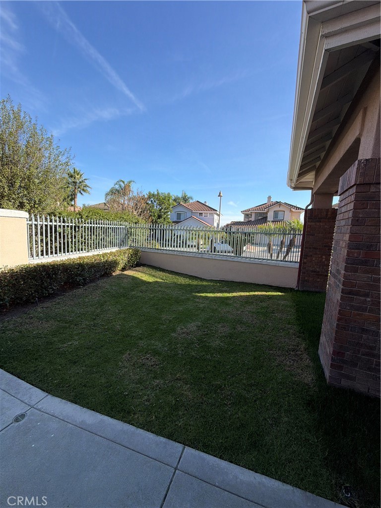 MLS #CV25266098 image #10