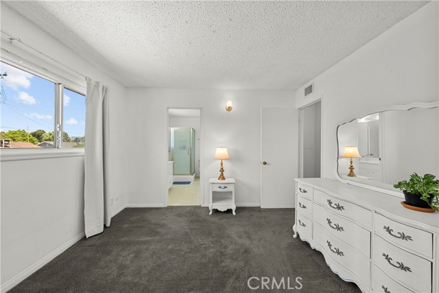 Detail Gallery Image 24 of 42 For 22337 Los Tigres Dr, Saugus,  CA 91350 - 3 Beds | 1/1 Baths