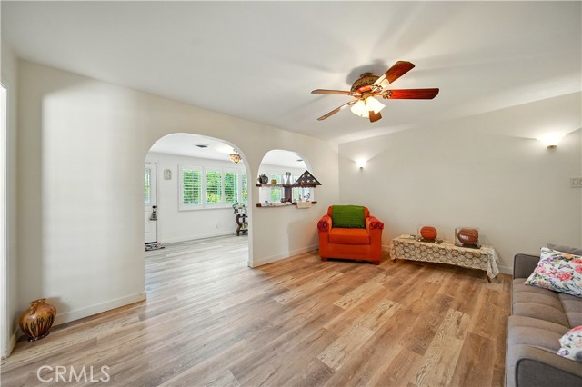 17934 E Newburgh Street, Azusa CA: https://media.crmls.org/medias/1cc05ec9-ac3c-47c6-a564-2740e15f0b64.jpg