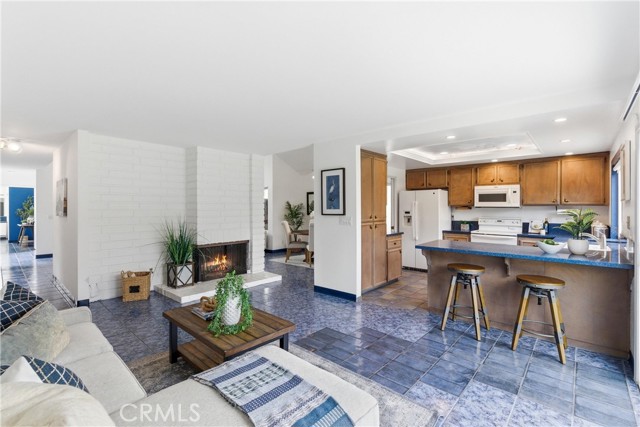 Detail Gallery Image 6 of 46 For 233 Brookshire Pl, Brea,  CA 92821 - 3 Beds | 2 Baths