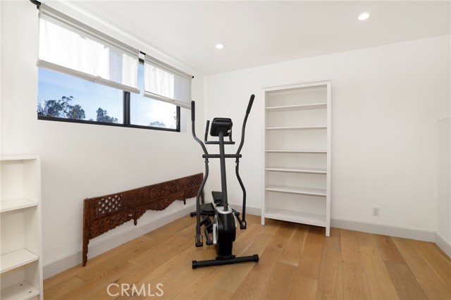 Detail Gallery Image 26 of 46 For 2400 Glendale Ct, Los Angeles,  CA 90039 - 3 Beds | 3 Baths