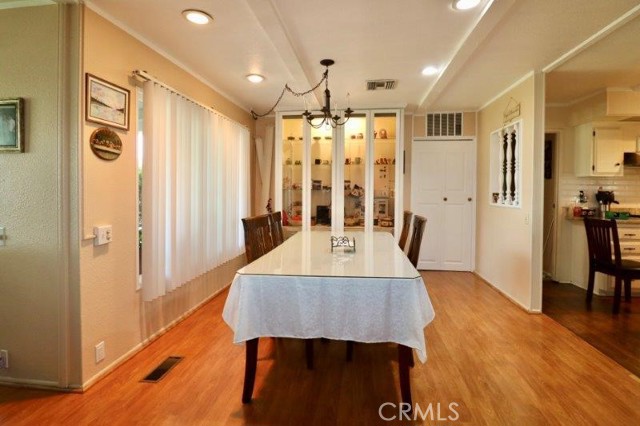 12623 Lake Frost Way, La Mirada CA: https://media.crmls.org/medias/1cc152df-0dc4-4c03-8e94-0cd339a2d925.jpg