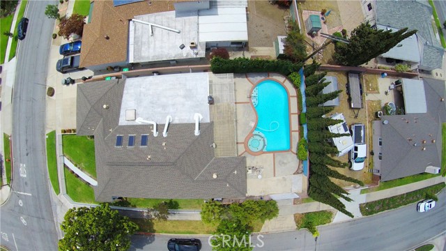 1241 E Mayfair Avenue, Orange CA: https://media.crmls.org/medias/1cc23242-36cb-47d7-bbbf-a478ae56a1c3.jpg