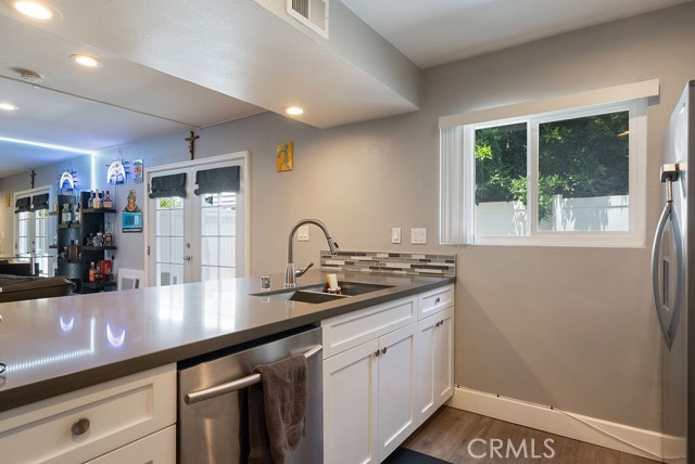 1192 Mitchell Avenue, Tustin CA: https://media.crmls.org/medias/1cc2c210-6071-4ea0-bf6a-c2fa1f4e50b3.jpg