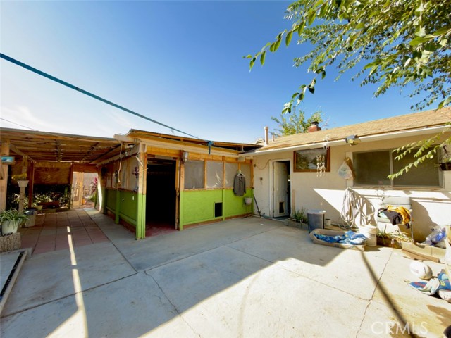 40912 168th E, Lancaster CA: https://media.crmls.org/medias/1cc3c0db-b256-4110-8ca3-6f507b3646f6.jpg