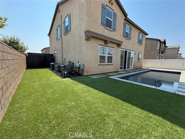 Detail Gallery Image 23 of 26 For 9605 Bonsai Ln, Riverside,  CA 92508 - 5 Beds | 3 Baths