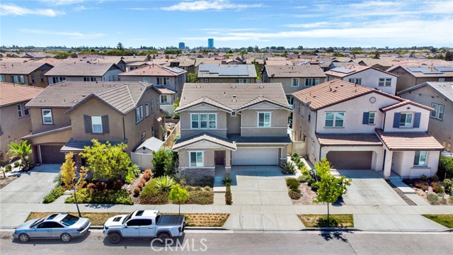 680 Platte Way, Oxnard CA: https://media.crmls.org/medias/1cc5a574-8591-4b48-8cf3-edcb496c678f.jpg