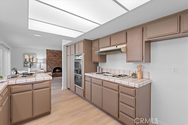 Detail Gallery Image 12 of 34 For 12325 Glynn, Downey,  CA 90242 - 4 Beds | 2/1 Baths