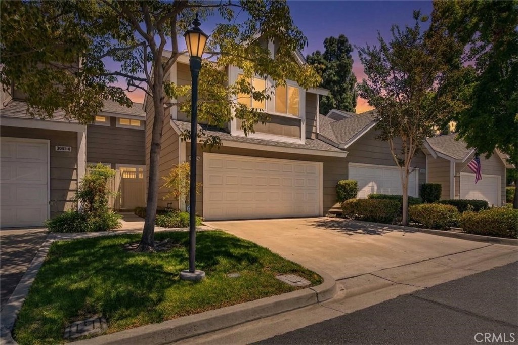 5041 E Almond Avenue E #5