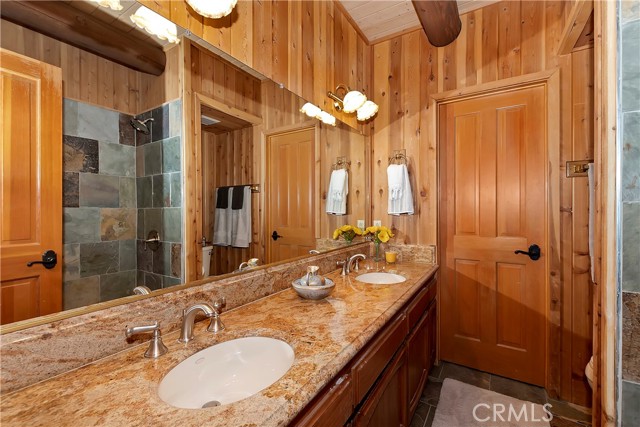 Detail Gallery Image 31 of 50 For 38595 Talbot Dr, Big Bear Lake,  CA 92315 - 3 Beds | 2/1 Baths