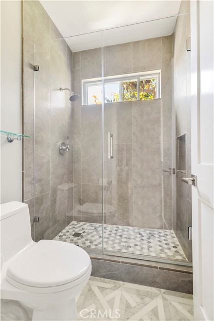 1435 High Bluff Drive, Newport Beach CA: https://media.crmls.org/medias/1cc8c56b-50a6-4069-9c89-3087d7469ab5.jpg