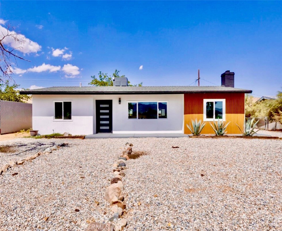 61730 Oleander Drive