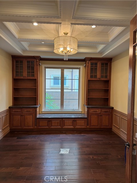 Image 10 of 13 For 6138 Avon Avenue