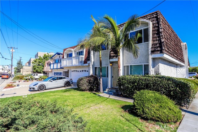 2404 Prospect Avenue, Hermosa Beach, California 90254, ,Residential Income,Sold,Prospect,PV22058633