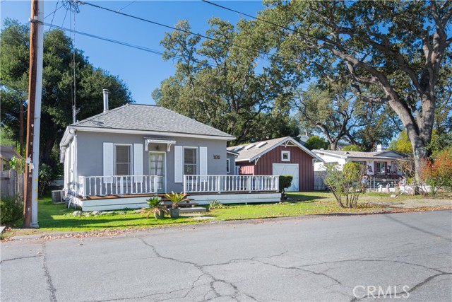 Detail Gallery Image 2 of 22 For 115 2nd, Templeton,  CA 93465 - 2 Beds | 2 Baths