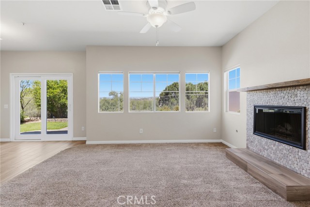 Detail Gallery Image 4 of 42 For 33576 Winston a,  Temecula,  CA 92592 - 2 Beds | 2 Baths