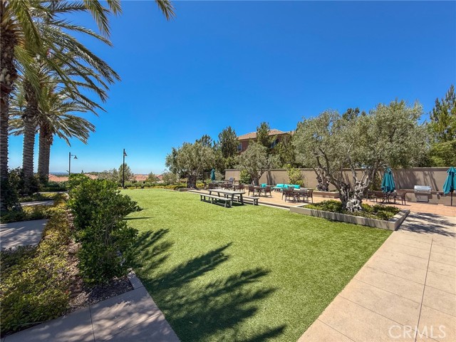 142 Dolci, Irvine CA: https://media.crmls.org/medias/1cd05b61-7d77-46d5-9ad9-e9967c26857d.jpg