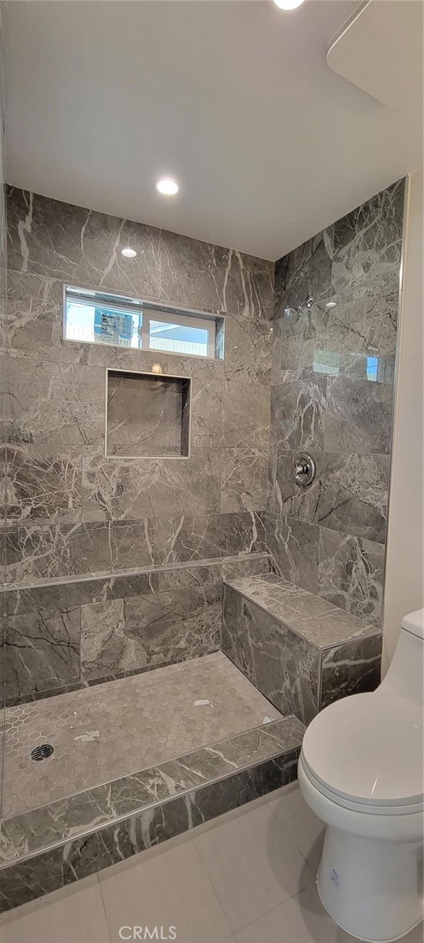 319 E Newhaven Lane, Glendora CA: https://media.crmls.org/medias/1cd09ad9-1d5a-4eea-b818-63f861a09b44.jpg