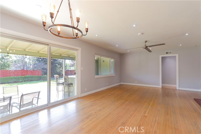 Detail Gallery Image 5 of 50 For 3306 Twilight, Fullerton,  CA 92835 - 4 Beds | 2 Baths