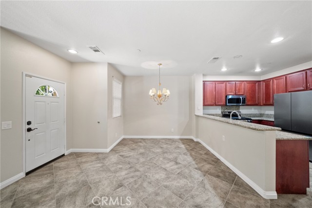 Detail Gallery Image 9 of 54 For 28266 Socorro St #93,  Murrieta,  CA 92563 - 3 Beds | 2/1 Baths