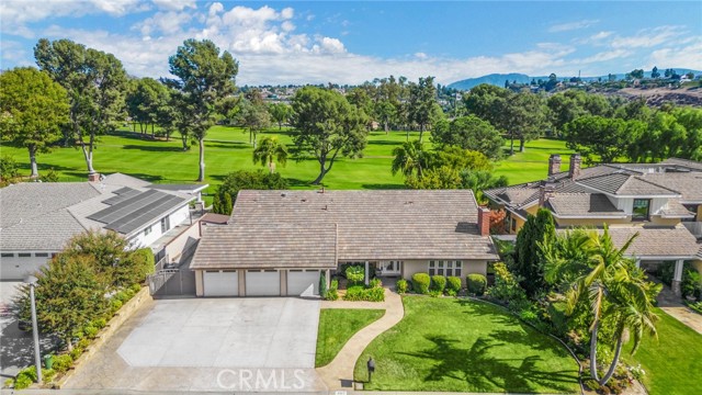 Detail Gallery Image 7 of 40 For 6042 Foxfield Ln, Yorba Linda,  CA 92886 - 4 Beds | 3 Baths