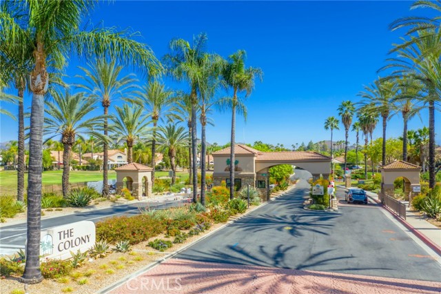 40070 Corte Fortuna, Murrieta CA: https://media.crmls.org/medias/1cd2776b-35c3-4576-80a1-41e7b16be2b3.jpg