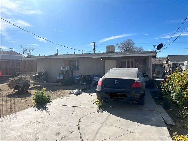 Detail Gallery Image 6 of 10 For 19102 4th, Oro Grande,  CA 92368 - 5 Beds | 3 Baths