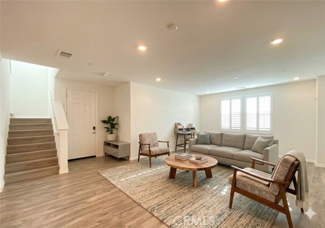 Detail Gallery Image 4 of 13 For 15964 Lasselle St #1,  Moreno Valley,  CA 92551 - 3 Beds | 3/1 Baths